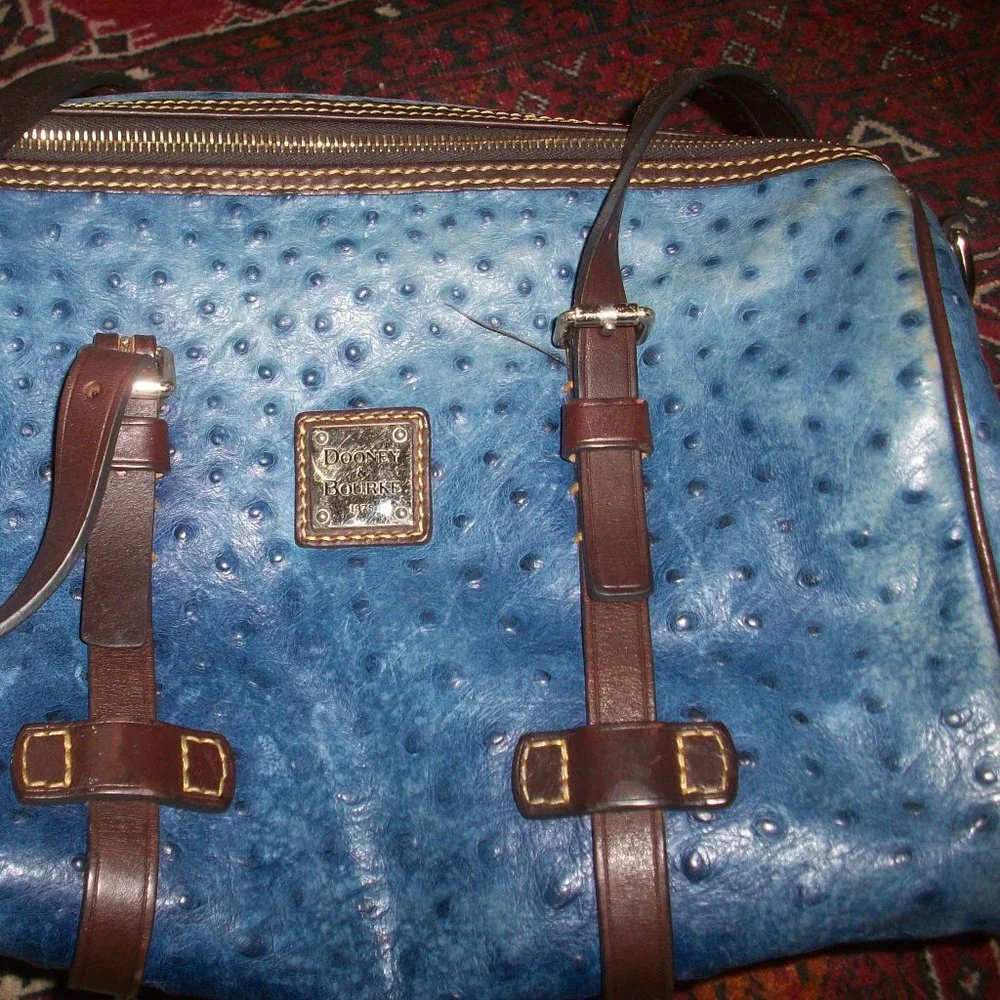 Dooney & Bourke Ostrich Skin Pebbled Leather bag Double Strap Barrel Purse, Fade - Picture 2 of 13